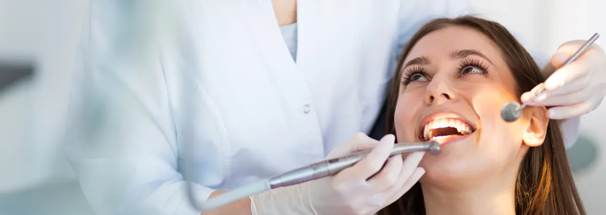 Zahnversicherung & Zahnzusatzversicherung: Deine Gesundheit fängt beim Lächeln an